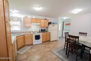 1066 Shadylane Dr, Newfoundland, PA 18445 - Photo 12