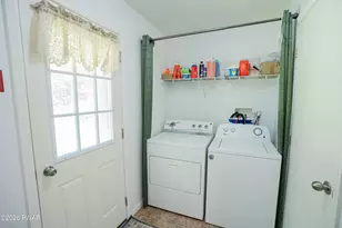 1066 Shadylane Dr, Newfoundland, PA 18445 - Photo 18