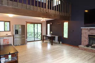 804 Wagoner Pl, Hawley, PA 18428 - Photo 6