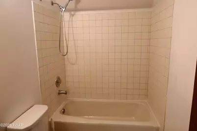 804 Wagoner Place, Hawley, PA 18428 - Photo 30