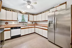 112 Forest Ln, Greentown, PA 18426 - Photo 12