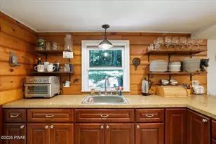 110 E Shore Dr, Hawley, PA 18428 - Photo 14
