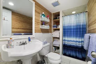 110 E Shore Dr, Hawley, PA 18428 - Photo 26