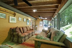 110 E Shore Dr, Hawley, PA 18428 - Photo 26