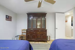 110 E Shore Dr, Hawley, PA 18428 - Photo 24