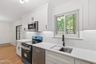 140 Maple Leaf Rd, Lackawaxen, PA 18435 - Photo 12