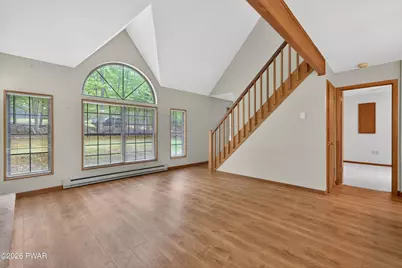 110 Ledgeview Drive, Hawley, PA 18428 - Photo 16