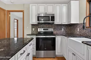 110 Ledge View Dr, Hawley, PA 18428 - Photo 26