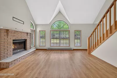 110 Ledgeview Drive, Hawley, PA 18428 - Photo 14