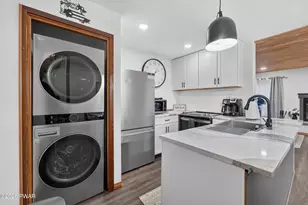204 Northslope II Rd, East Stroudsburg, PA 18302 - Photo 10