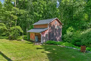 103 Compton Ct, Millrift, PA 18340 - Photo 38