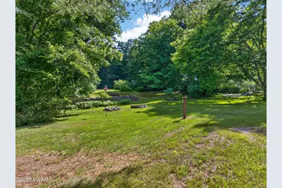 103 Compton Court, Millrift, PA 18340 - Photo 12