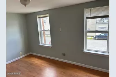 302 Chestnut Avenue, Hawley, PA 18428 - Photo 12