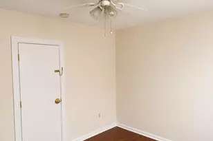 302 Chestnut Ave, Hawley, PA 18428 - Photo 14