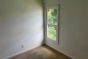 302 Chestnut Ave, Hawley, PA 18428 - Photo 16