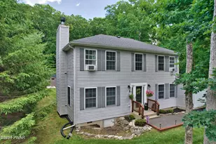 195 Marcel Dr, Dingmans Ferry, PA 18328 - Photo 2