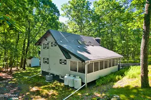 326 Gold Finch Rd, Bushkill, PA 18324 - Photo 36