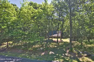 326 Gold Finch Rd, Bushkill, PA 18324 - Photo 26