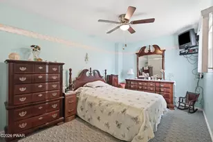 405 Marion St, Forest City, PA 18421 - Photo 24