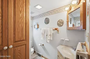405 Marion St, Forest City, PA 18421 - Photo 22