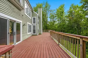 161 Fawnwood Dr, Greentown, PA 18426 - Photo 36