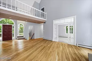 161 Fawnwood Dr, Greentown, PA 18426 - Photo 6