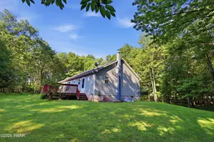 710 Hemlock Rd, Waymart, PA 18472 - Photo 4