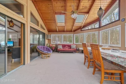 800 Jefferson Court, Lords Valley, PA 18428 - Photo 12