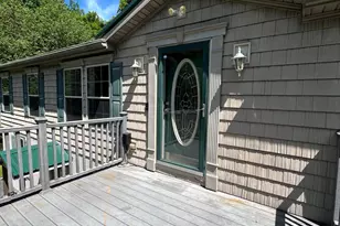 13 Sandy Ct, Lake Ariel, PA 18436 - Photo 2