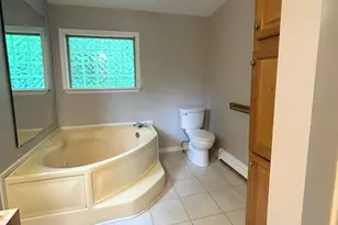 13 Sandy Ct, Lake Ariel, PA 18436 - Photo 8