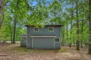 2306 Chatham Ct, Bushkill, PA 18324 - Photo 30