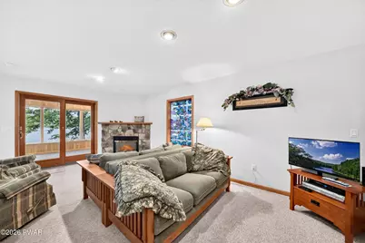 430 W Shore Drive, Hawley, PA 18428 - Photo 12