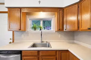 107 Maple Dr, Greentown, PA 18426 - Photo 14