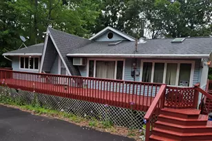 138 Westwood Dr, Dingmans Ferry, PA 18328 - Photo 2