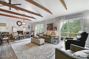 106 Cabin Ct, Milford, PA 18337 - Photo 2