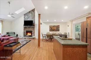 154 Forest Ridge Dr, Hawley, PA 18428 - Photo 20
