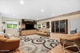 154 Forest Ridge Dr, Hawley, PA 18428 - Photo 6