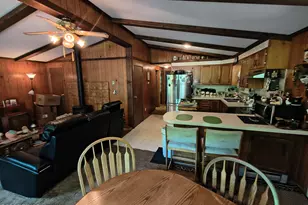 106 Pine Pl, Hawley, PA 18428 - Photo 14