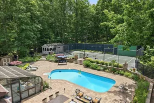 1075 Acacia Dr, Hawley, PA 18428 - Photo 10