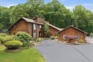 1075 Acacia Dr, Hawley, PA 18428 - Photo 42