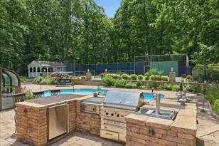1075 Acacia Dr, Hawley, PA 18428 - Photo 14