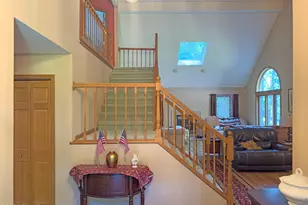 147 N Evergreen Dr, Greentown, PA 18426 - Photo 4