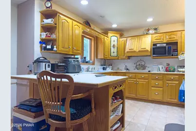 147 N Evergreen Drive, Greentown, PA 18426 - Photo 10
