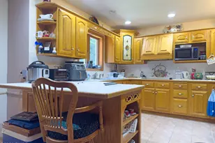 147 N Evergreen Dr, Greentown, PA 18426 - Photo 10