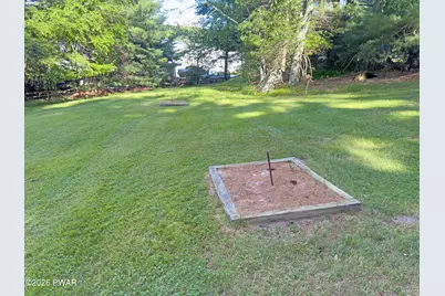 147 N Evergreen Drive, Greentown, PA 18426 - Photo 104