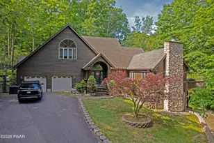 147 N Evergreen Dr, Greentown, PA 18426 - Photo 1