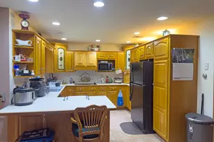 147 N Evergreen Dr, Greentown, PA 18426 - Photo 8