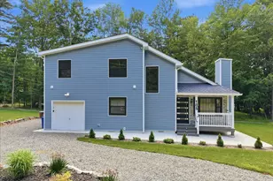 105 Aspen Dr, Tannersville, PA 18372 - Photo 1