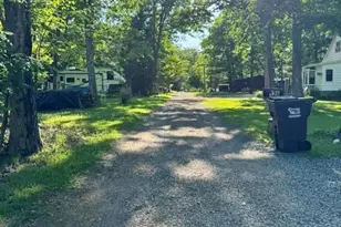 134 Perry Rd, Greentown, PA 18426 - Photo 12