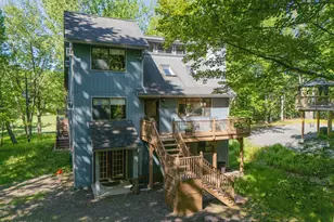 2979 Wedge Dr, Lake Ariel, PA 18436 - Photo 4